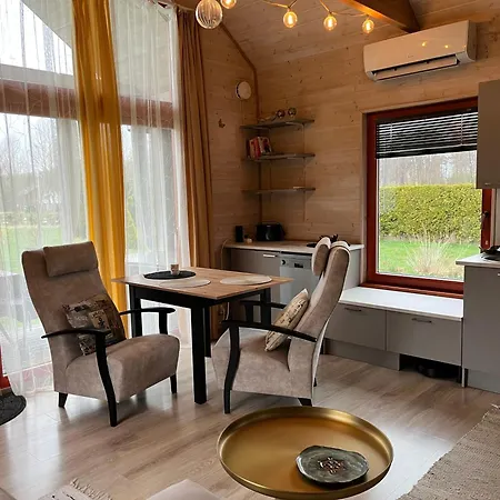 Beachboog Lahemaa Vakantiehuis *